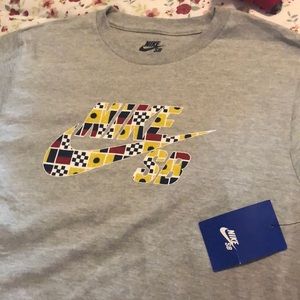 Brand new Nike SB short sleeve t shirt